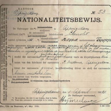 Kenteken: A 19807; Nationaliteitsbewijs 1932, foto: E. Kappen