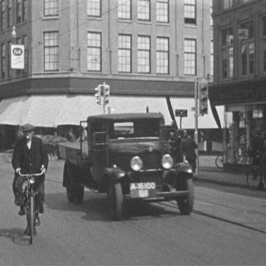 Kenteken: A 16100; Chevrolet, foto: Still uit GAVA-film AV4781