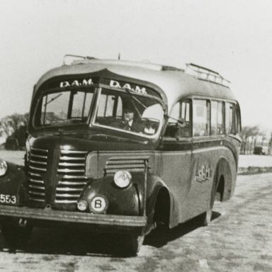 Kenteken: A 34553; Volvo, 1945. Foto: J. Harmsen