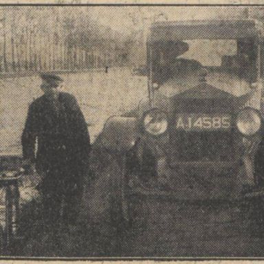 Kenteken: A 14585; Essex, Nieuwsblad van het Noorden, 07-12-1928