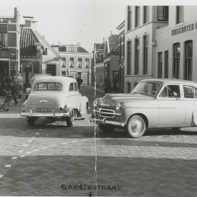 Kenteken: A 27459; Opel Olympia, foto uit archief Kantongerecht Winschoten (154-8_14)