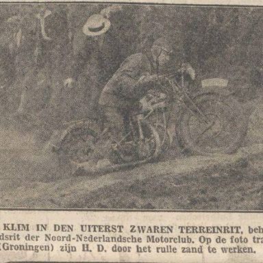Kenteken: A 8044; Nieuwsblad van het Noorden, 05-05-1930