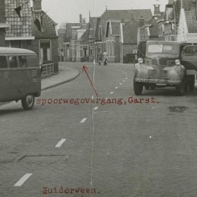 Kenteken: A 37187; Dodge, Winschoten 8-5-1954, foto uit archief Kantongerecht Winschoten (154-8_33)